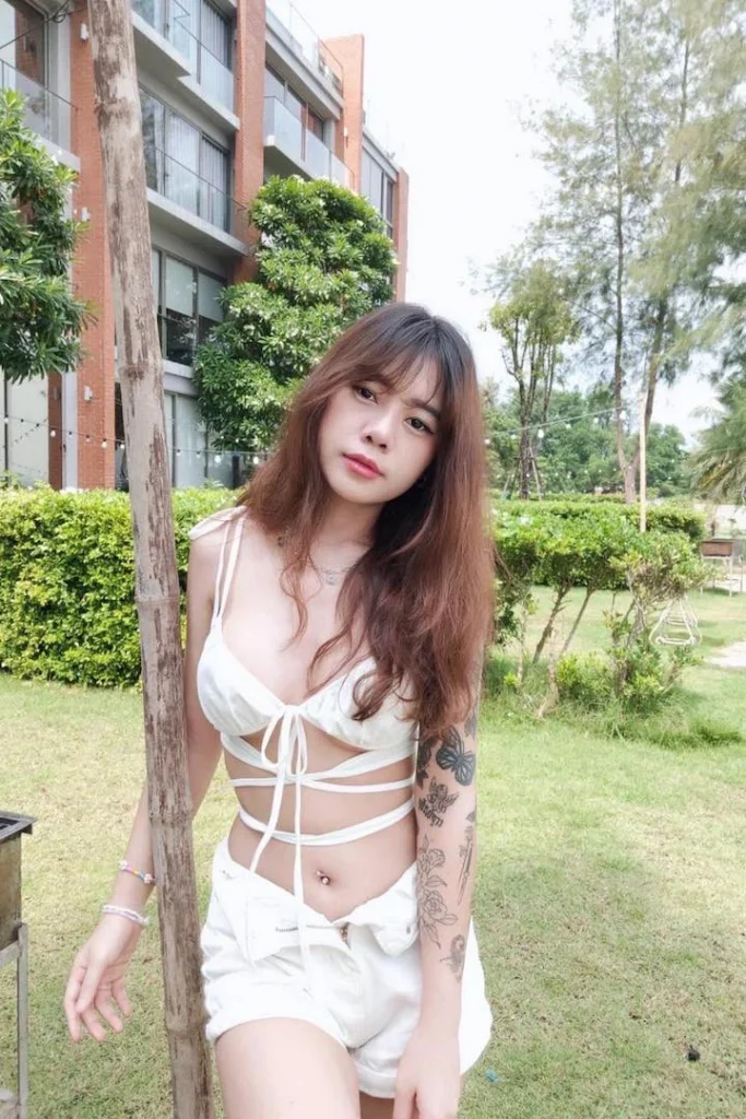 inked sexy Thai girl Dalunah ina beautiful white top